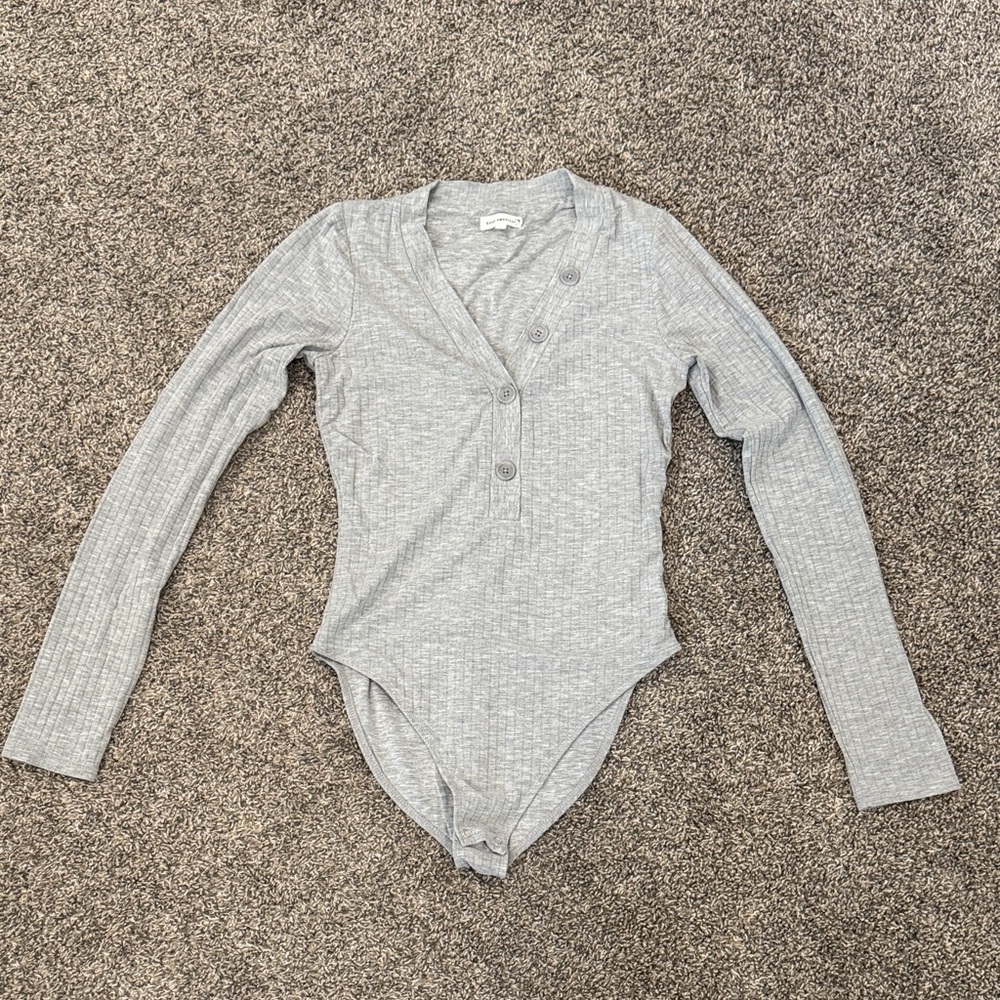 Good American x Evereve Grey Ribbed Long-sleeve Bodysuit, Size 1 (Small)